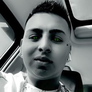 Meet your Posher, Aaron